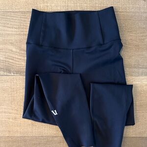 Vuori Black High-Waisted Leggings